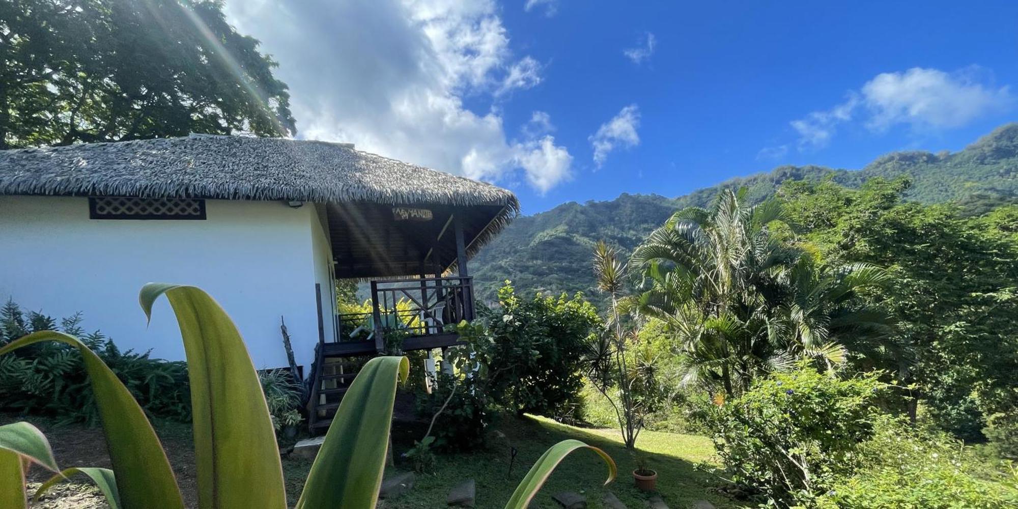 Hotel Fare Manutea Nuku Hiva Exteriér fotografie